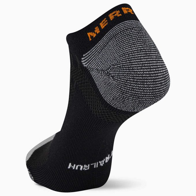 Calcetines ligeros invisibles para corredores de trail